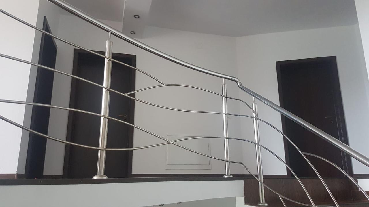 Casa De Vacanta Madalina Novaci-Străini Екстериор снимка